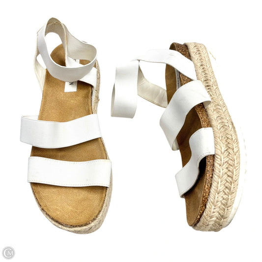 Sandals Flats By Steve Madden In White, Size: 9