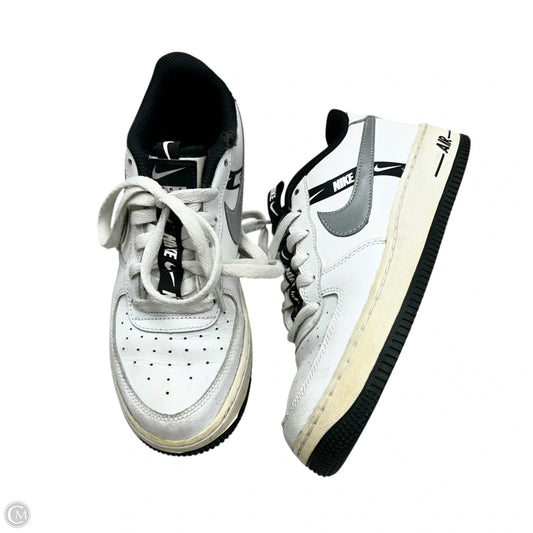 Shoes Sneakers By Nike In Black & White, Size: 7.5