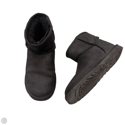 Boots Designer By Ugg In Black, Size: 6