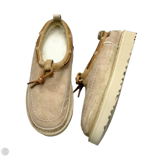 Shoes Designer By Ugg In Tan, Size: 9