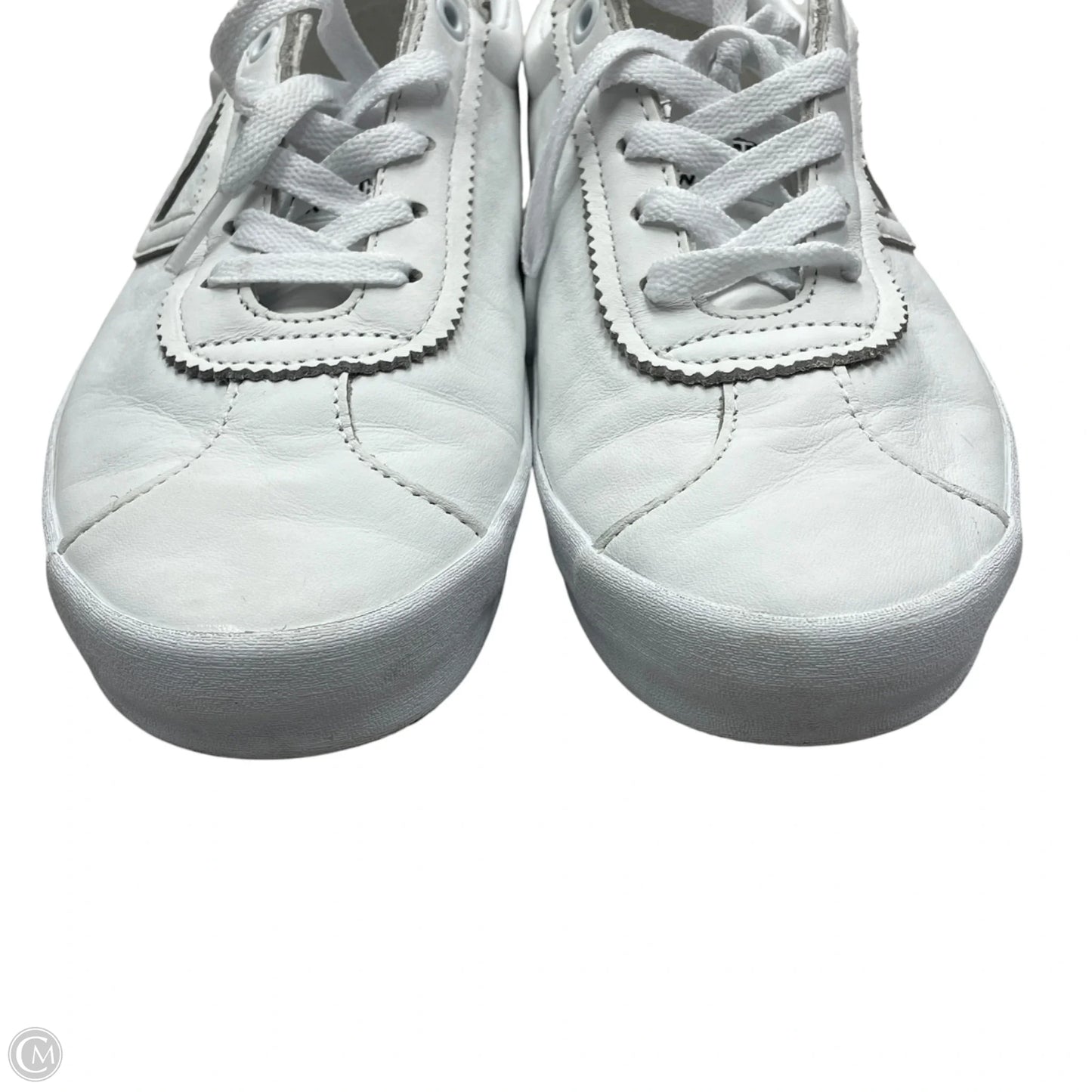Shoes Sneakers By Vans In White, Size: 9
