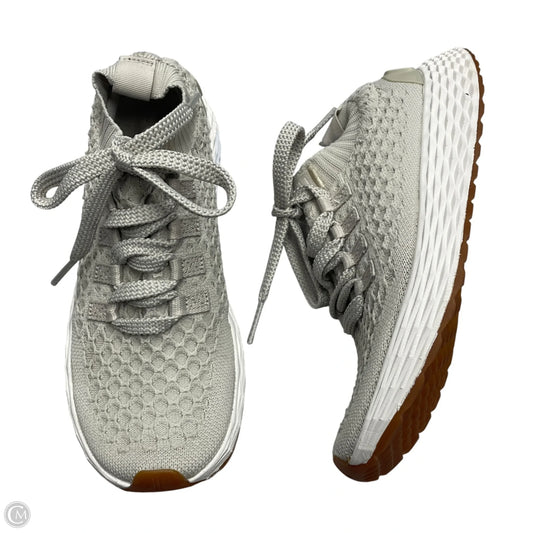 Shoes Athletic By Nobull In Grey, Size: 6.5