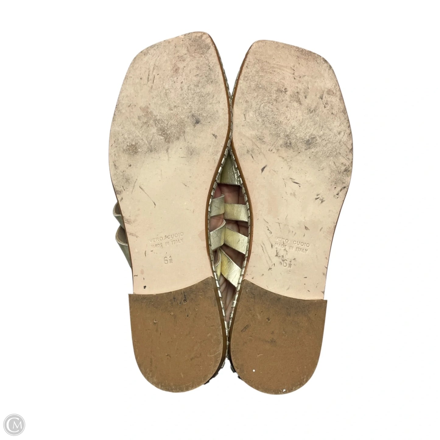 Sandals Flats By Donald Pliner In Gold, Size: 6.5