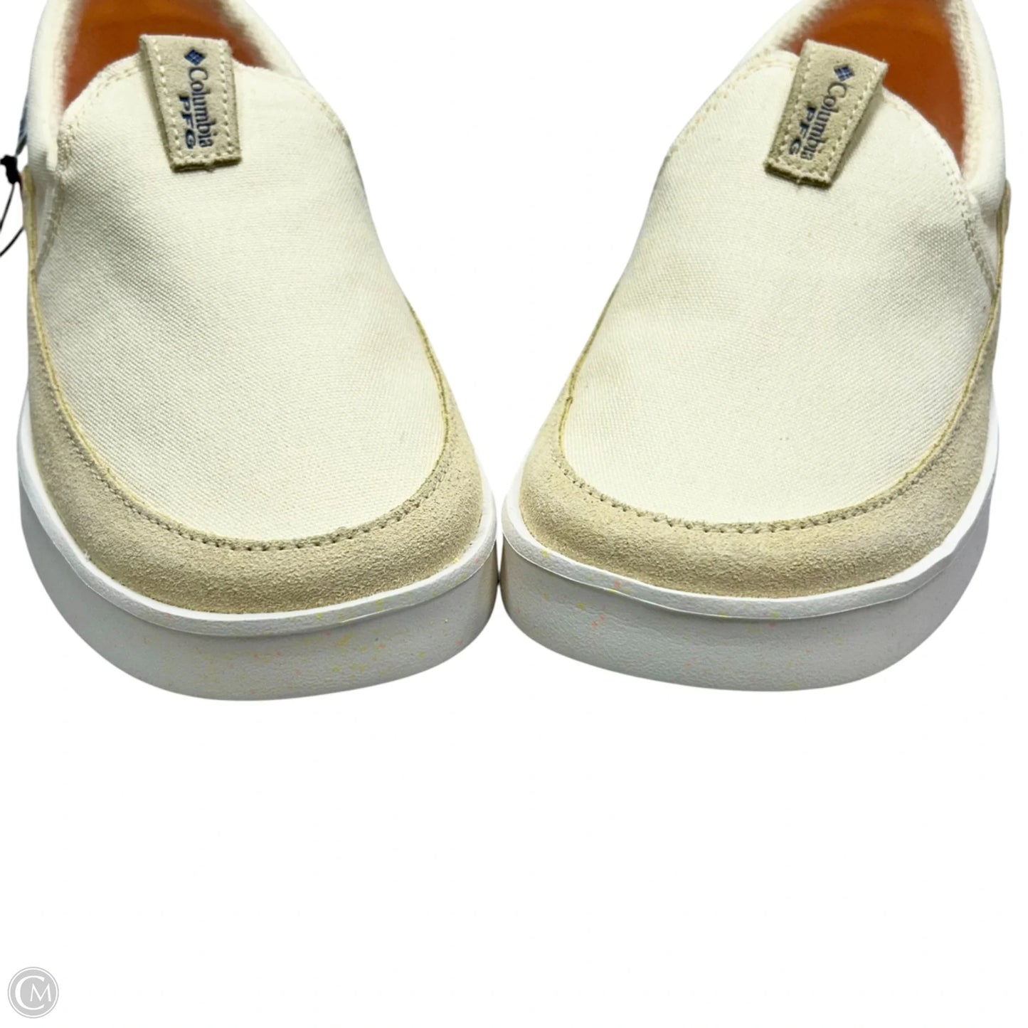 Shoes Flats By Columbia In Cream, Size: 8