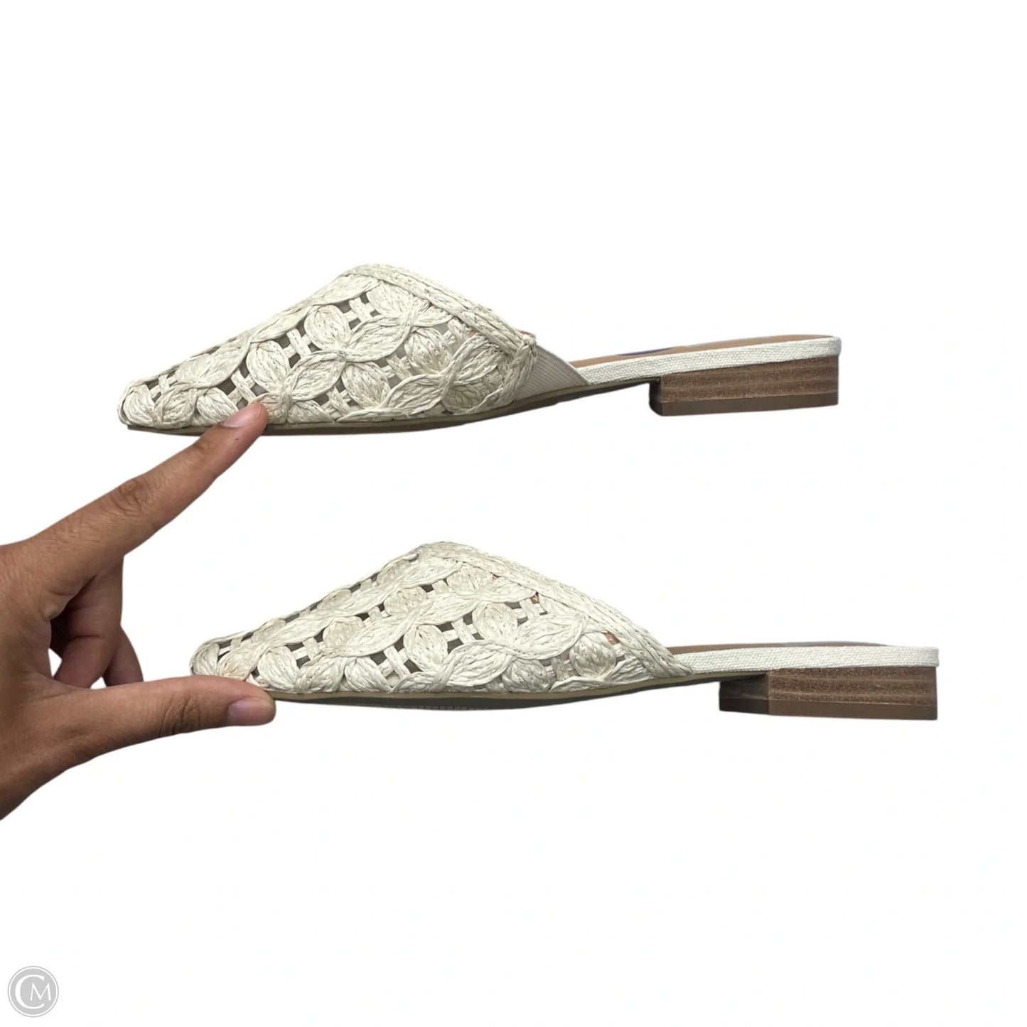 Shoes Flats By Dolce Vita In Cream, Size: 8.5