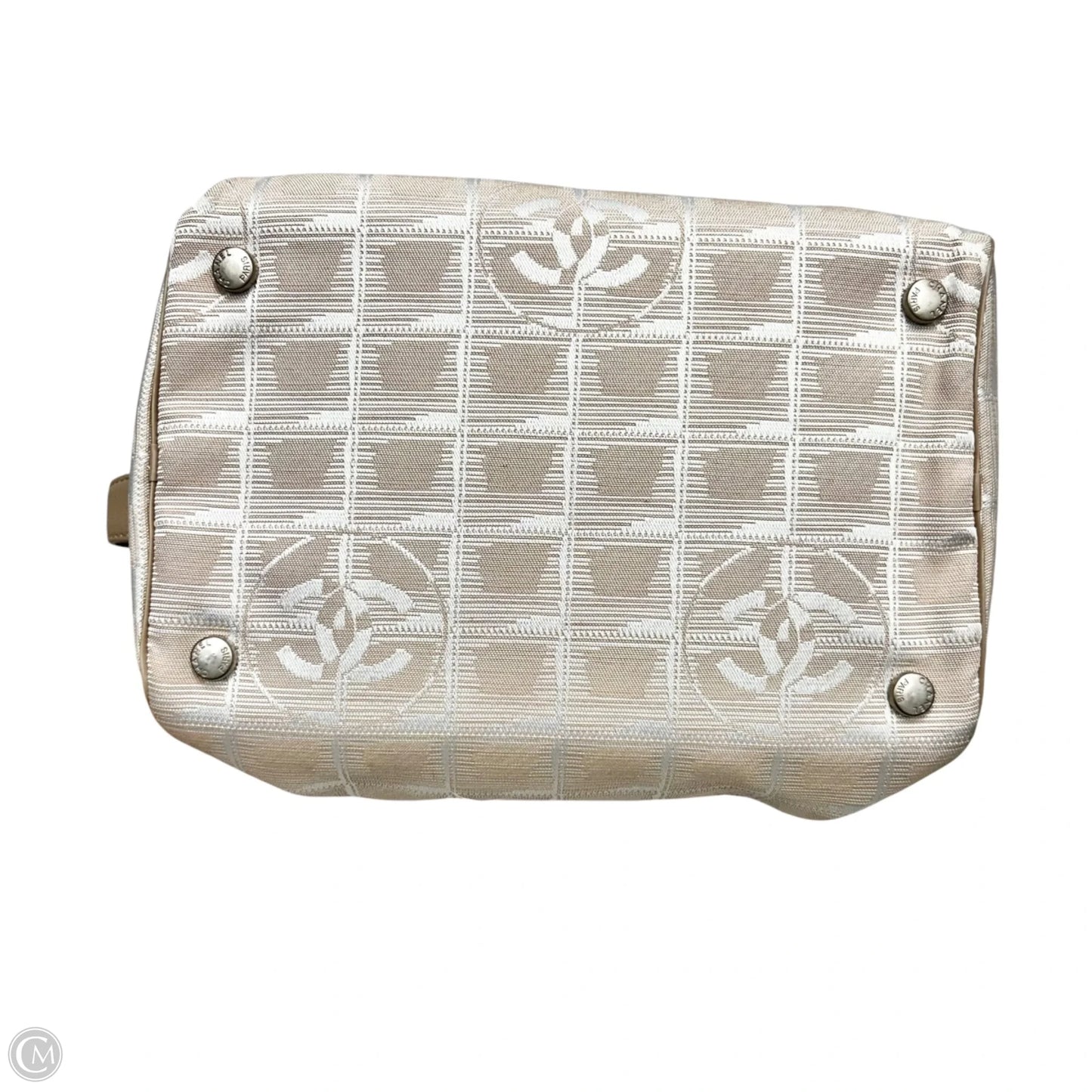 Makeup Bag Luxury Designer By Chanel, Size: Medium