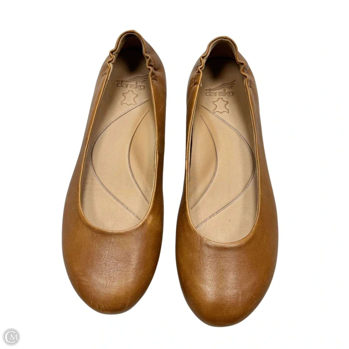 Shoes Flats By Dansko In Tan, Size: 5.5