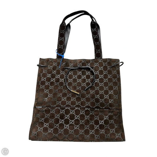 Handbag Luxury Designer By Gucci, Size: Medium