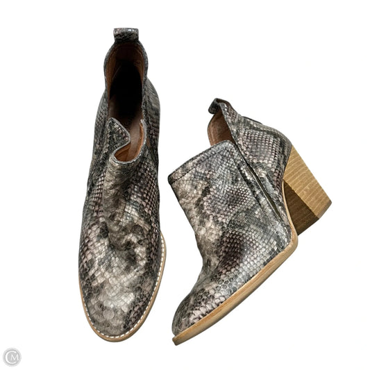 Boots Ankle Heels By Jeffrey Campbell In Snakeskin Print, Size: 8.5