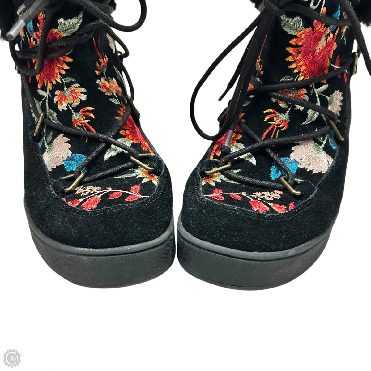 Boots Ankle Flats In Black, Size: 6