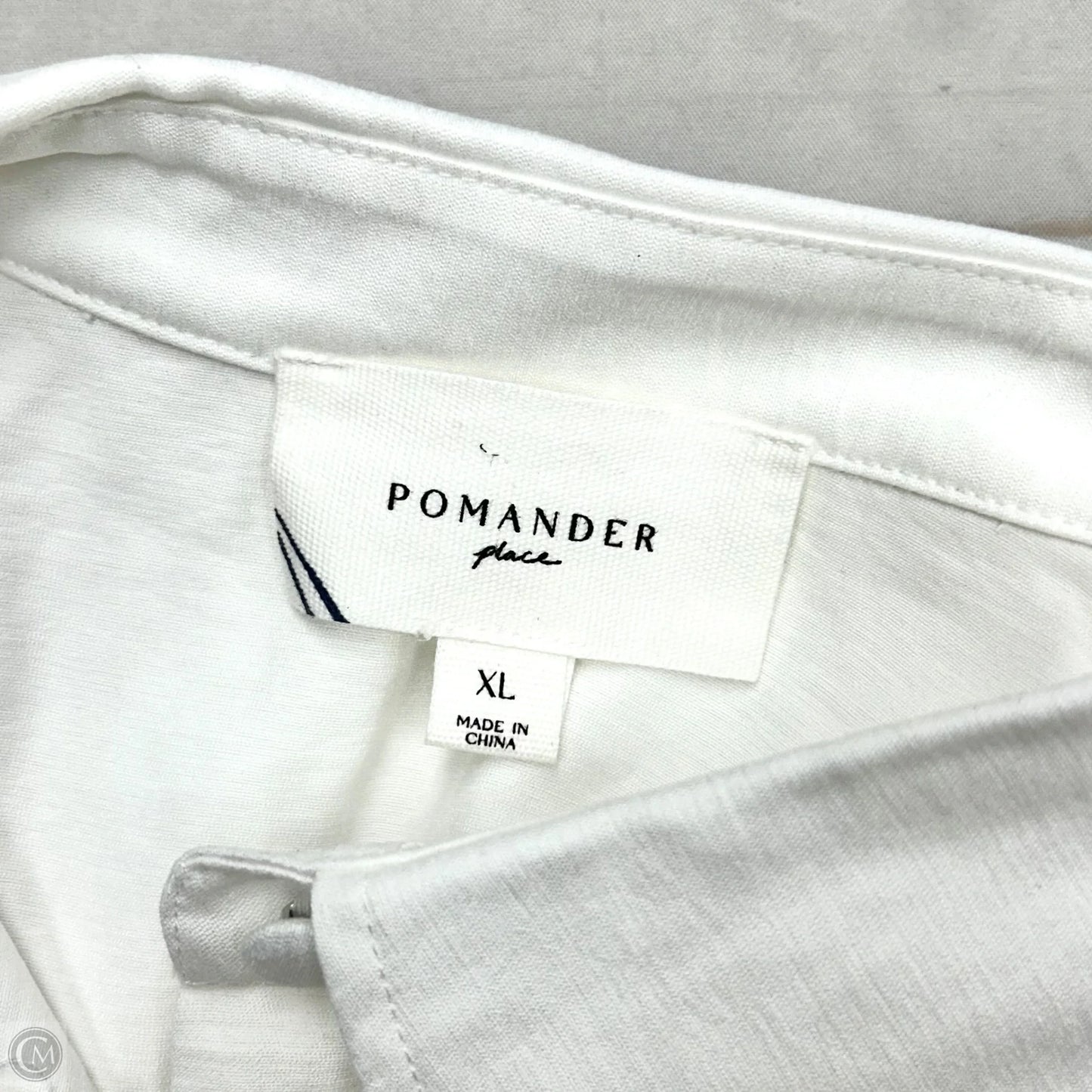 Top Long Sleeve By Pomander Place In White, Size: Xl