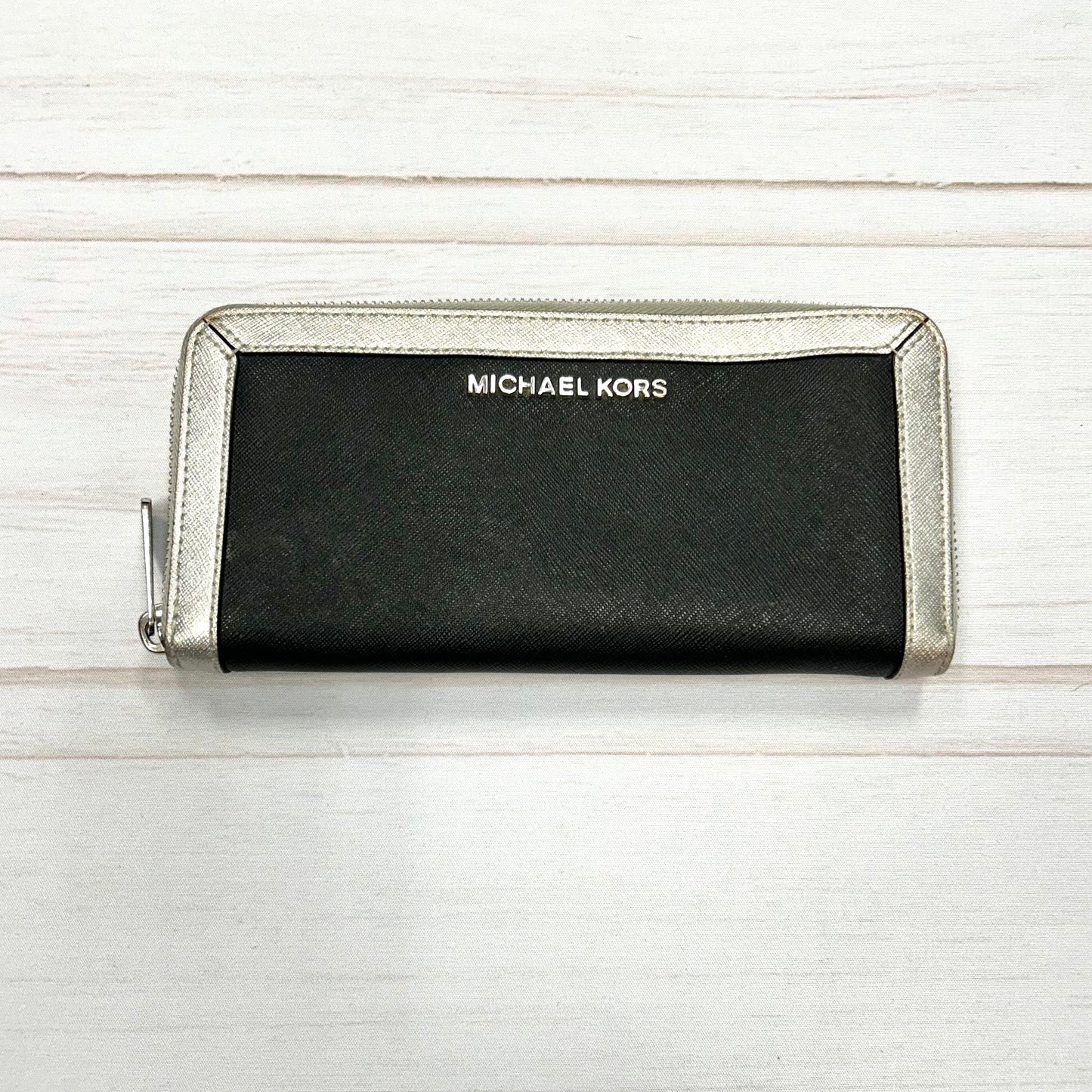 Wallet Designer By Michael By Michael Kors  Size: Large