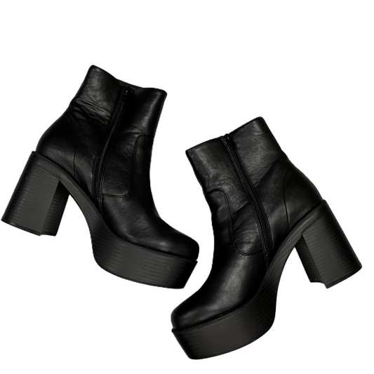 Boots Ankle Heels By Madden Girl In Black, Size: 11