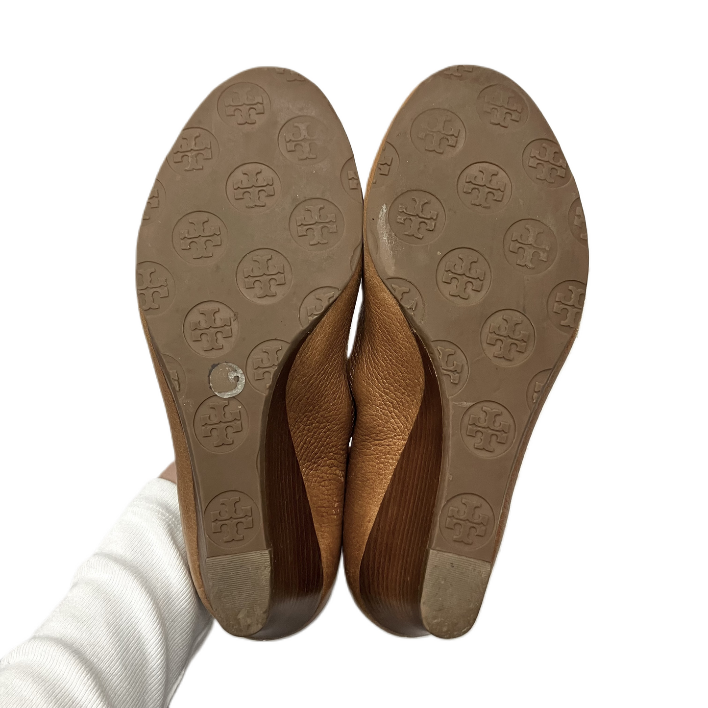 Shoes Designer By Tory Burch In Tan, Size: 7