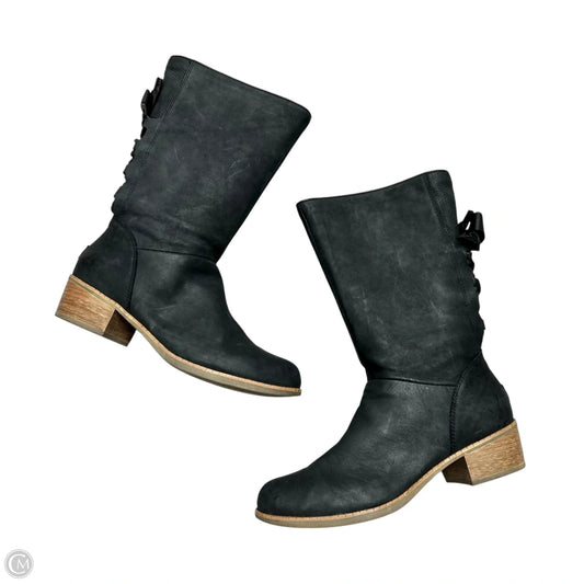 Boots Designer By Ugg In Black, Size: 9.5