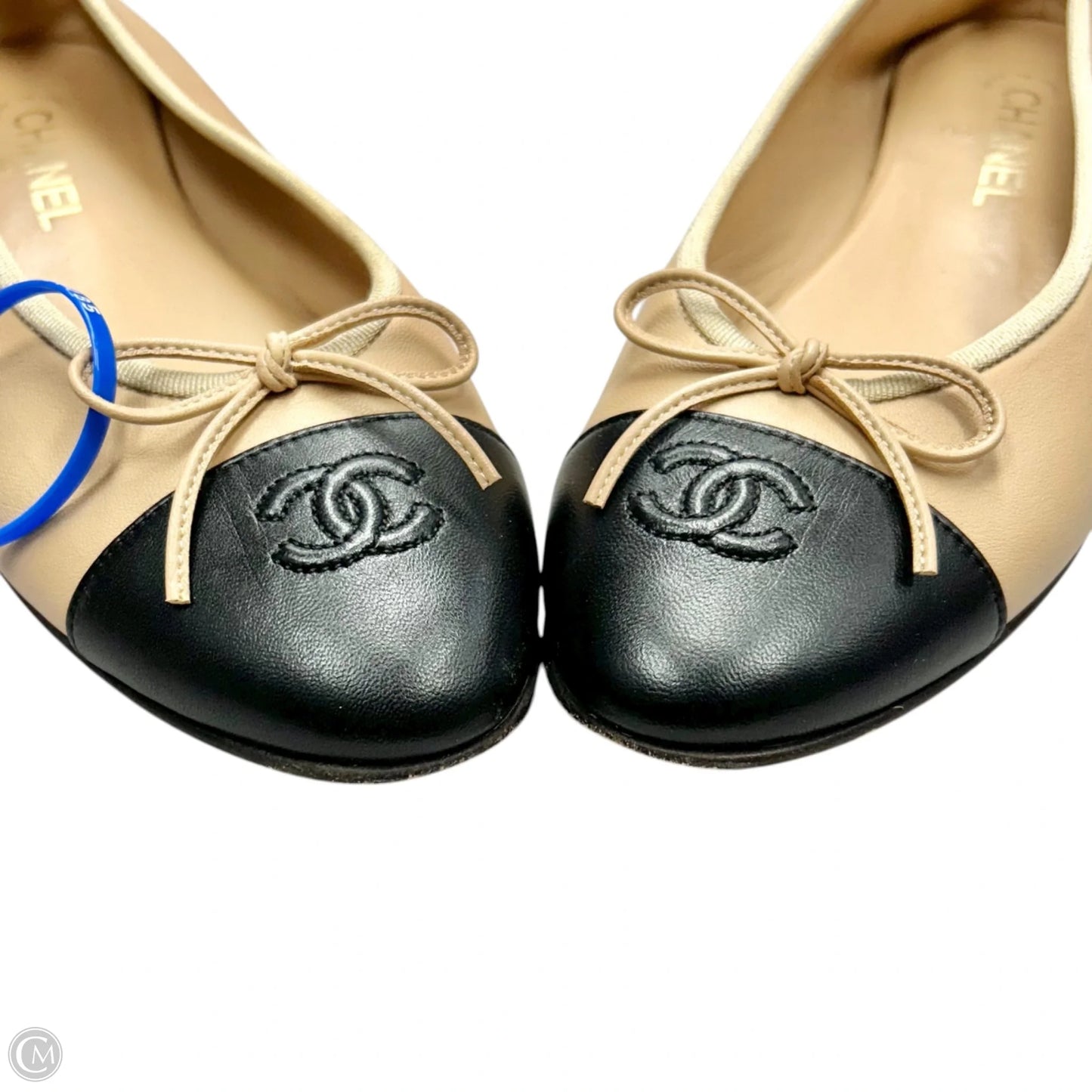 Shoes Luxury Designer By Chanel In Black & Tan, Size: 10.5
