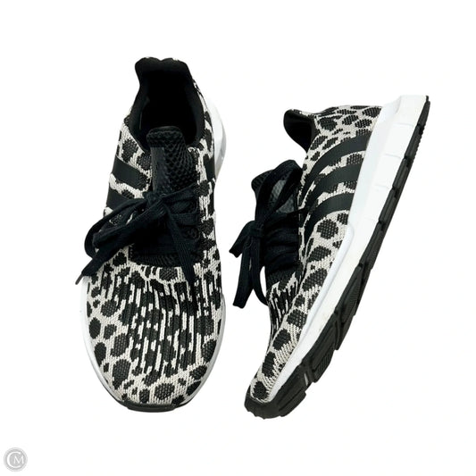 Shoes Athletic By Adidas In Black & White, Size: 5