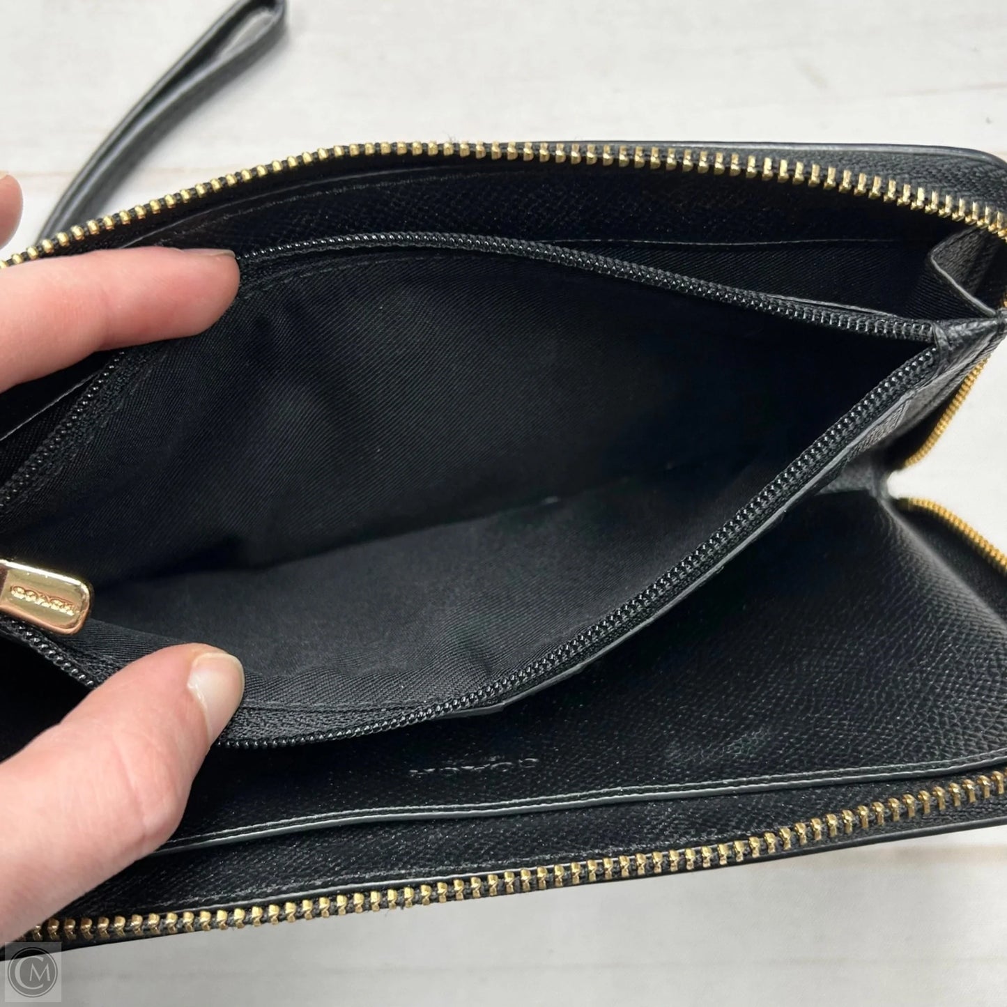 Wristlet Designer By Coach, Size: Medium