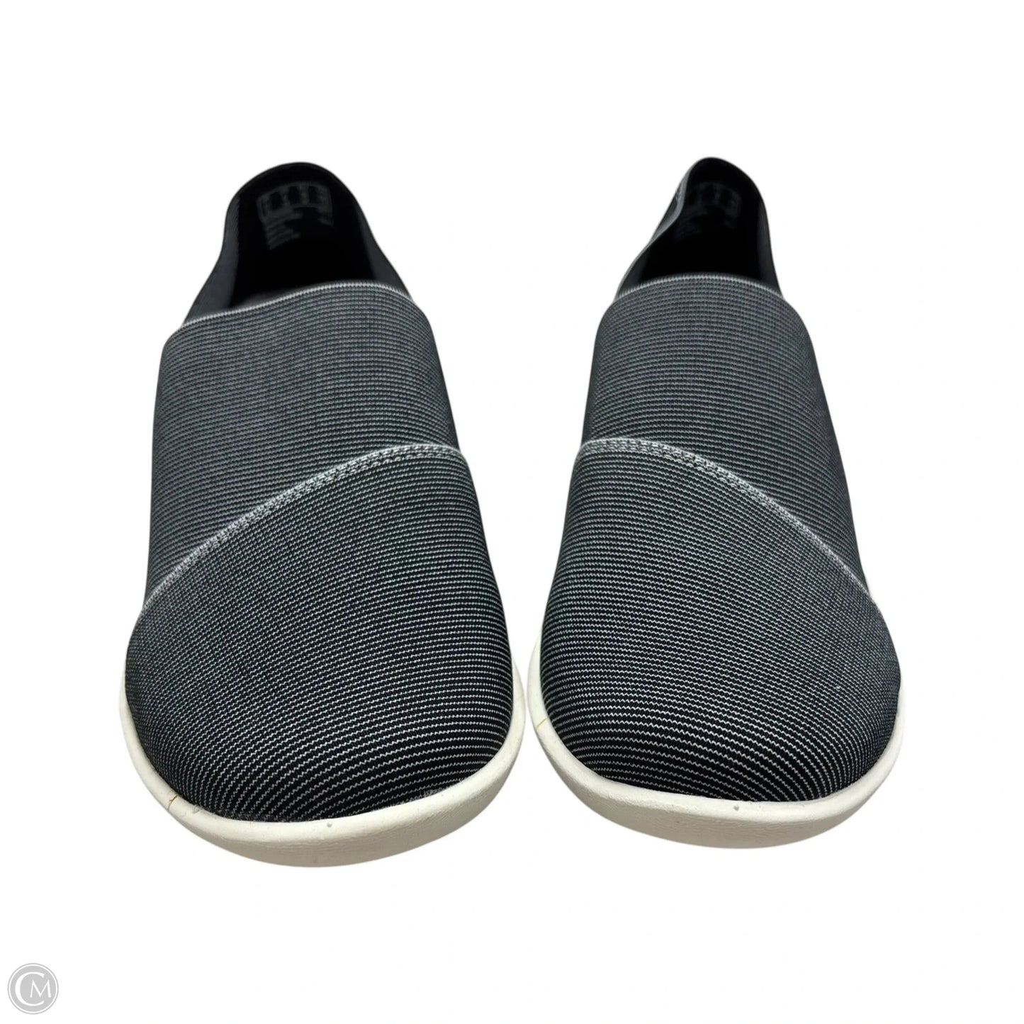 Shoes Flats By Clarks In Grey, Size: 6