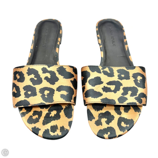 Sandals Flats By Banana Republic In Leopard Print, Size: 6