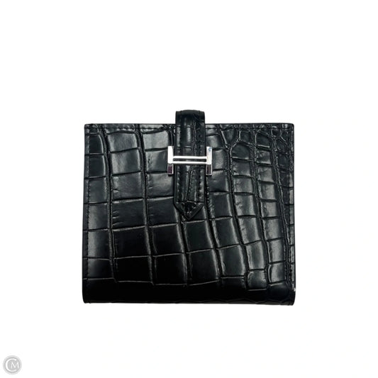 Wallet, Size: Medium