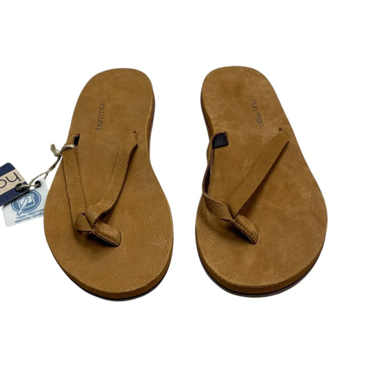 Sandals Flats By Hari Mari In Tan, Size: 6