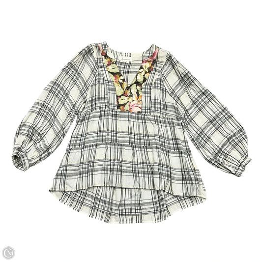 Top 3/4 Sleeve By Anthropologie In Plaid Pattern, Size: S