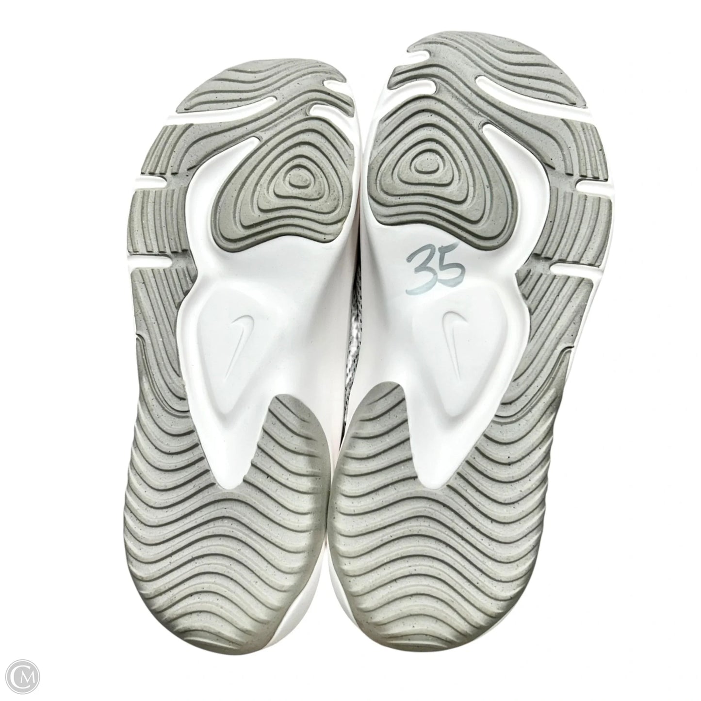 Shoes Athletic By Nike In Grey, Size: 9.5
