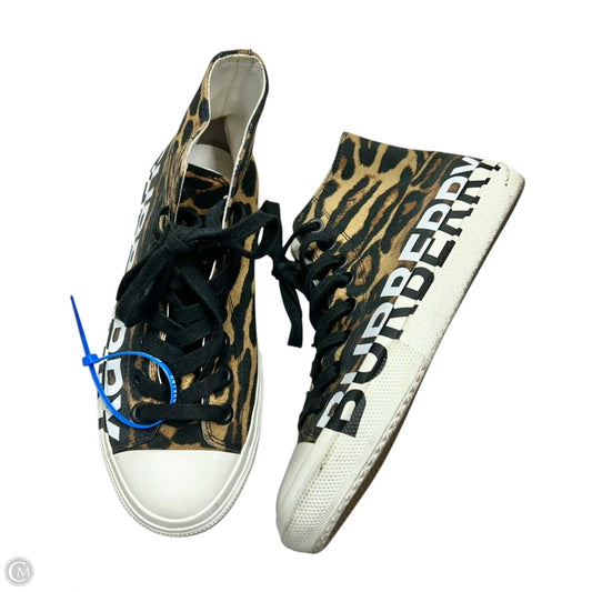 Shoes Luxury Designer By Burberry In Leopard Print, Size: 8.5