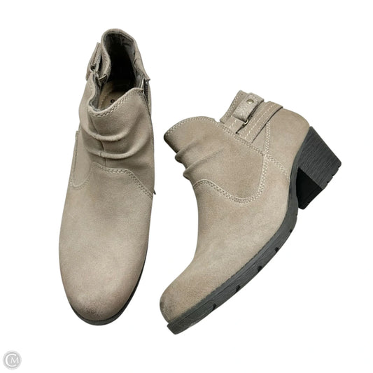 Boots Ankle Flats By Earth In Taupe, Size: 9.5