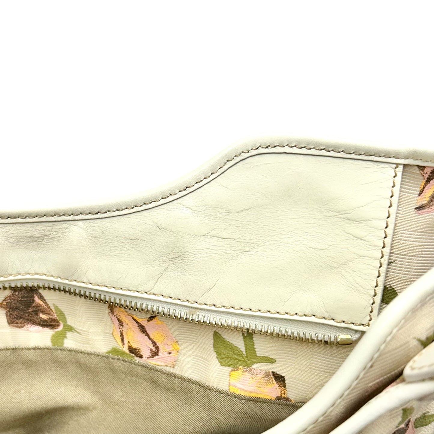Handbag Luxury Designer By Fendi, Size: Medium