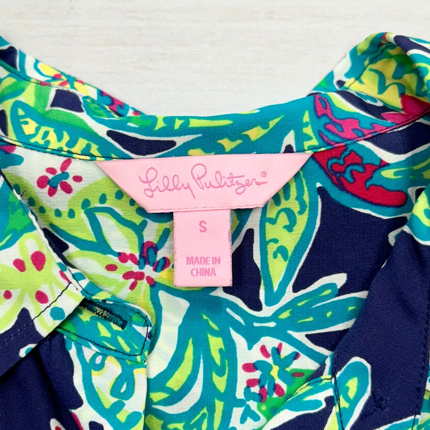 Top Long Sleeve Designer By Lilly Pulitzer In Print, Size: S