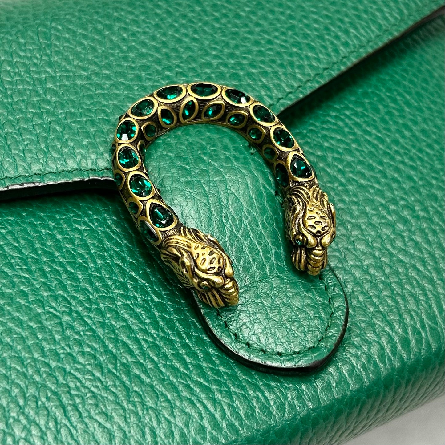 Crossbody Luxury Designer By Gucci, Size: Small