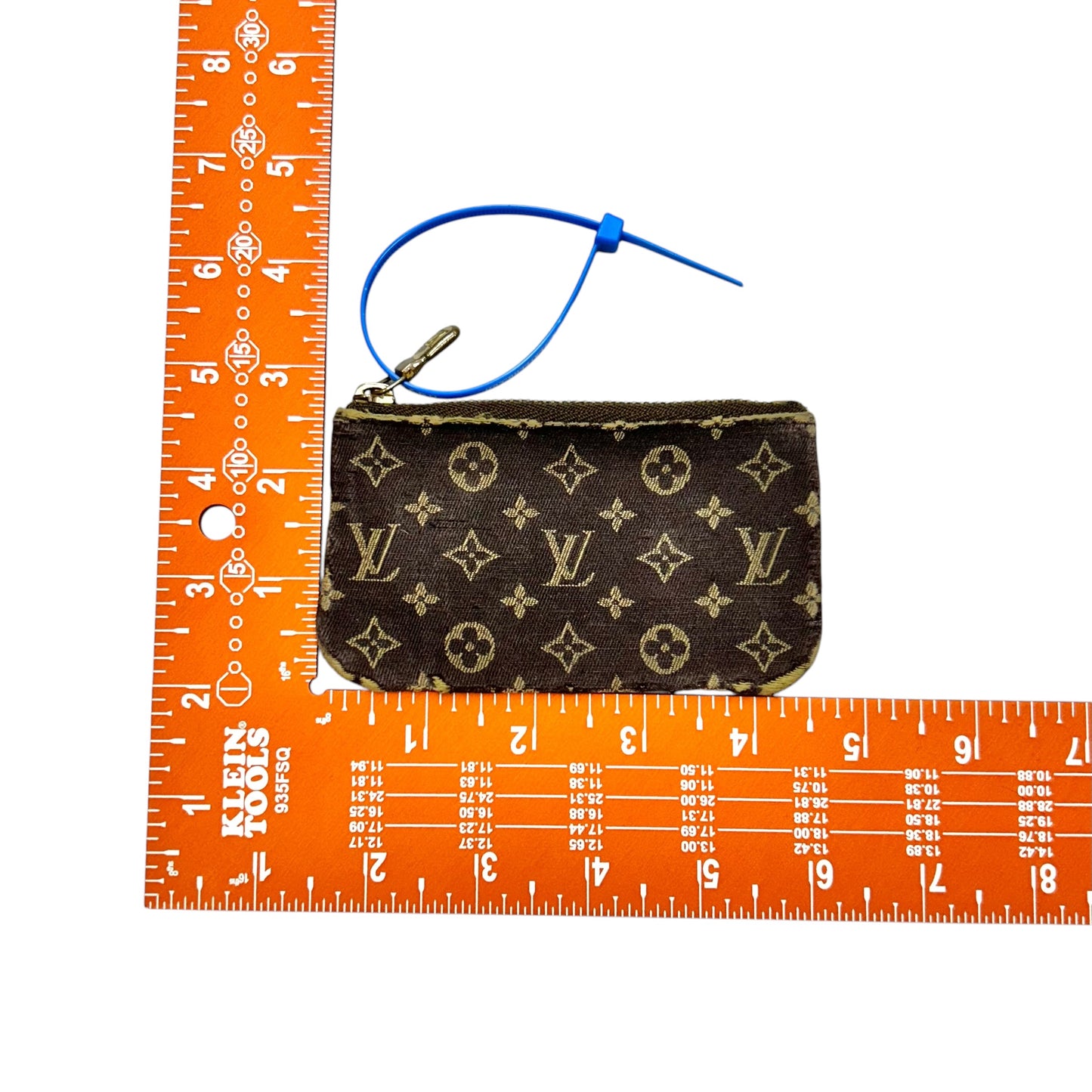 Coin Purse Luxury Designer By Louis Vuitton, Size: Small