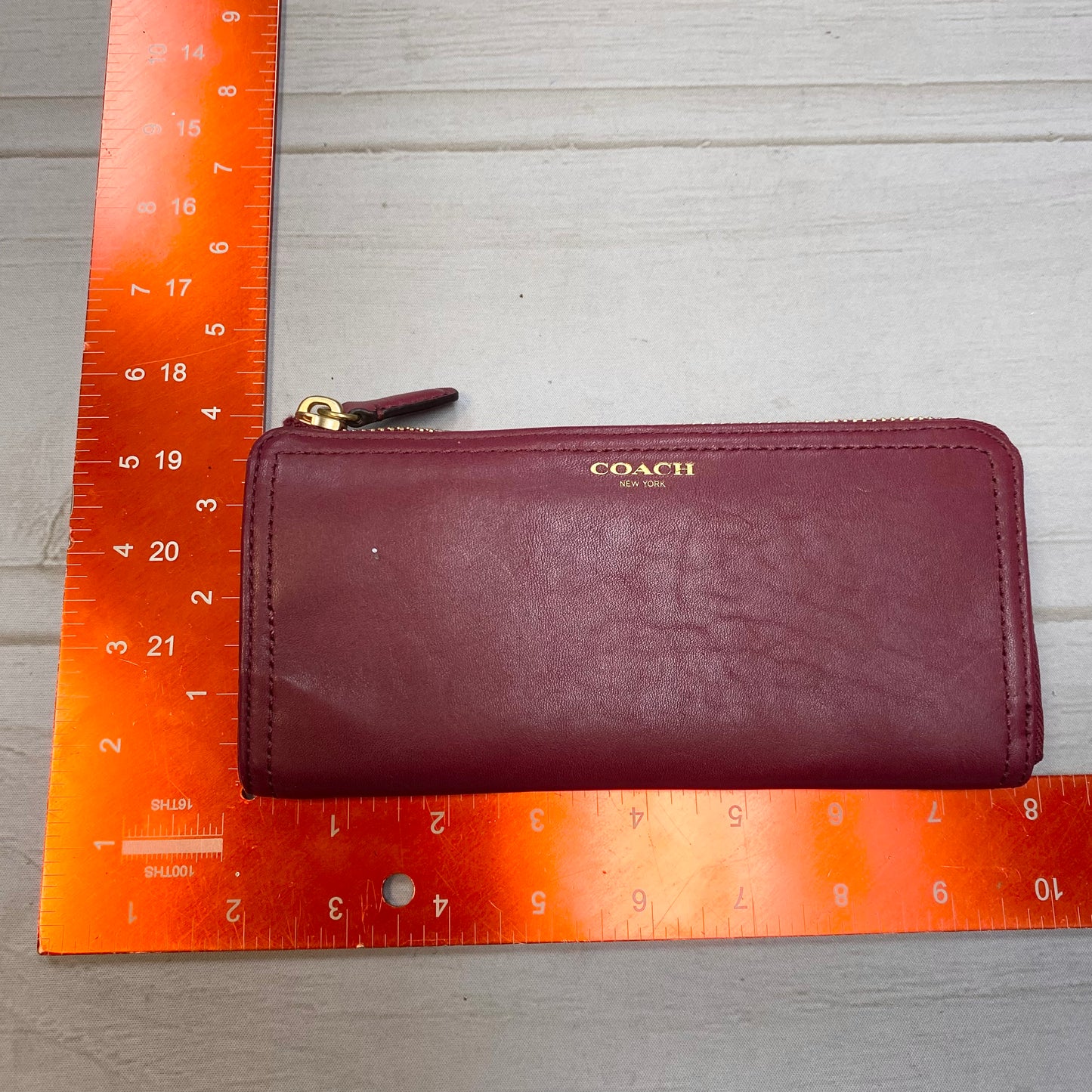 Wallet Designer By Coach Sz. Large