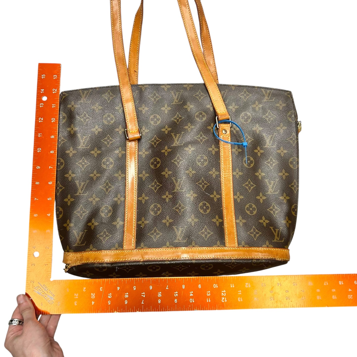 Handbag Luxury Designer By Louis Vuitton, Size: Large