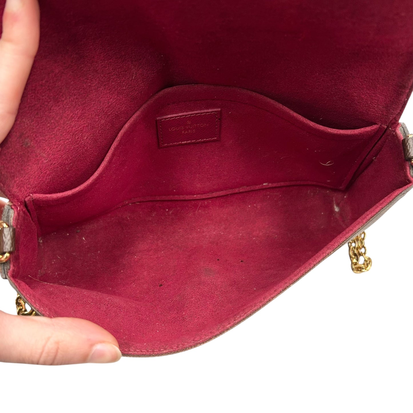 Crossbody Luxury Designer By Louis Vuitton, Size: Small