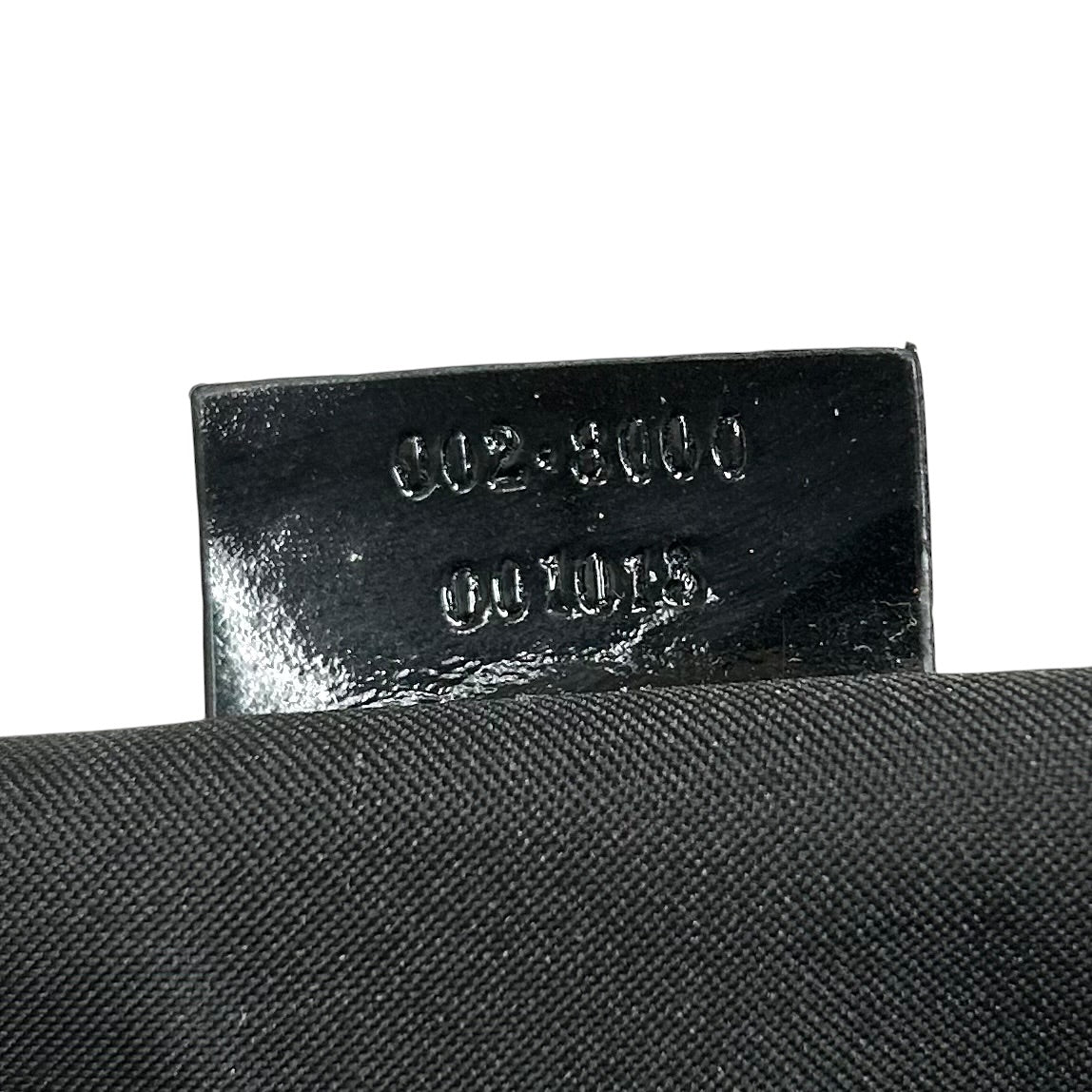 Handbag Luxury Designer By Gucci, Size: Medium