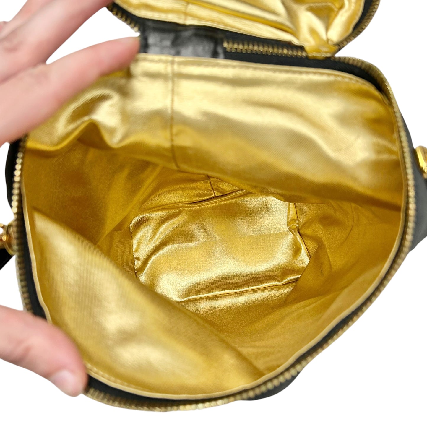 Handbag Luxury Designer By Ferragamo, Size: Medium