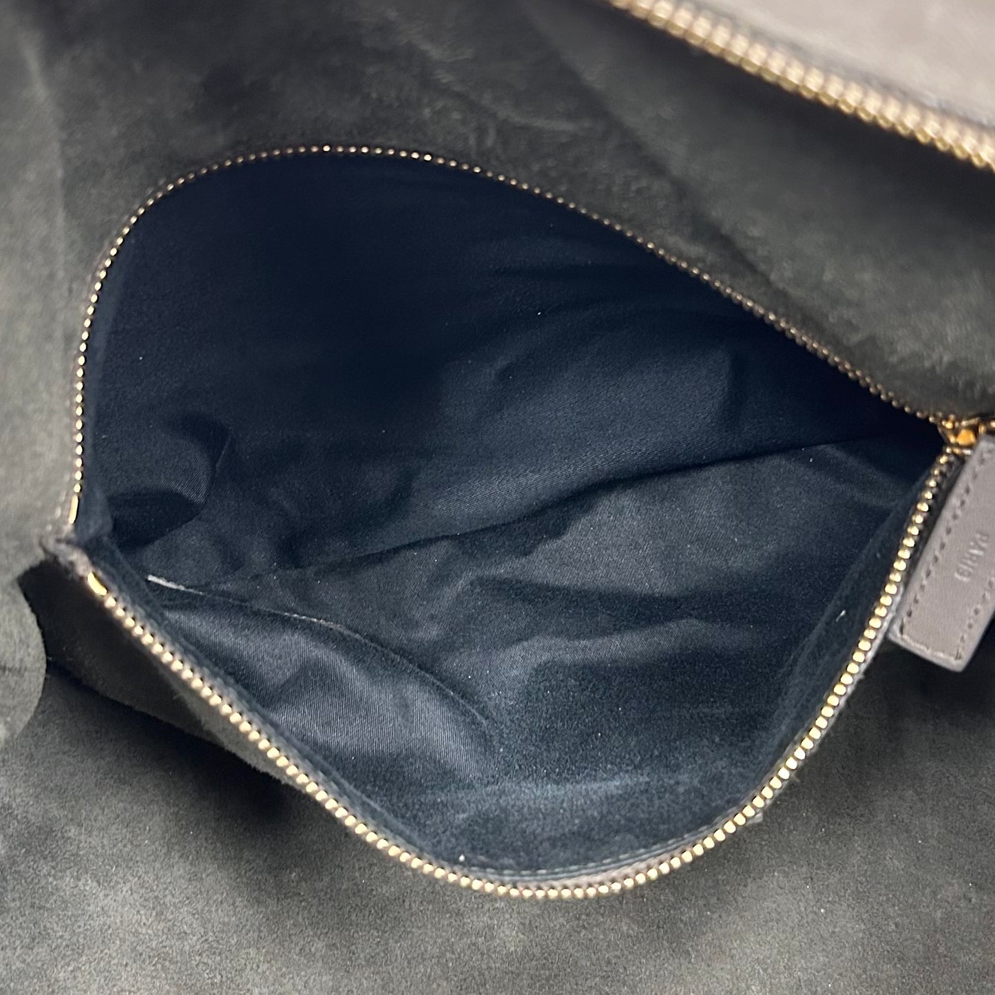 Crossbody Luxury Designer By Yves Saint Laurent, Size: Medium
