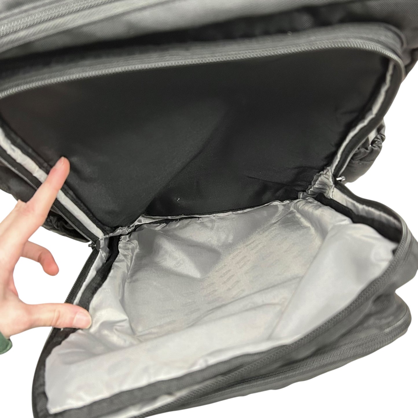 Backpack By Lug, Size: Large