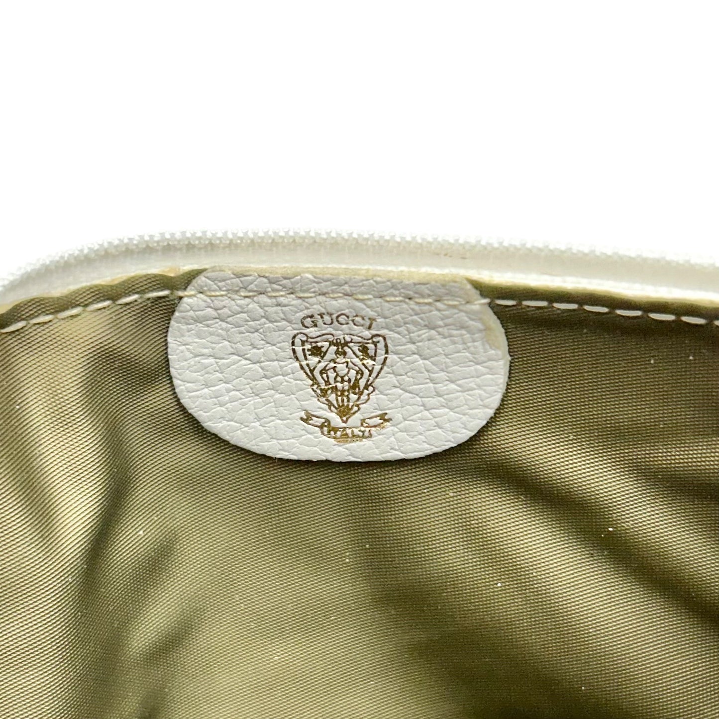 Makeup Bag Luxury Designer By Gucci, Size: Medium