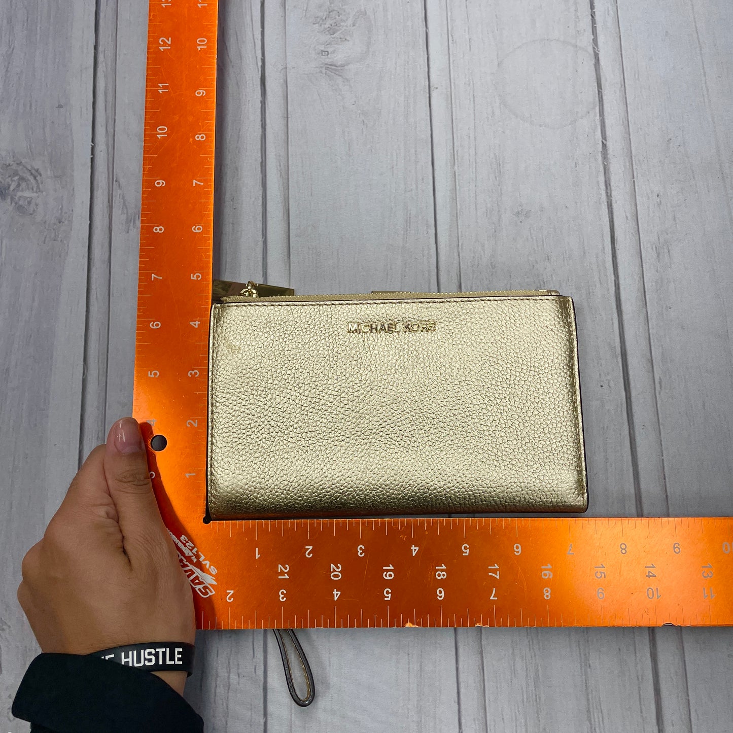 Wristlet Designer By Michael Kors, Size: Medium