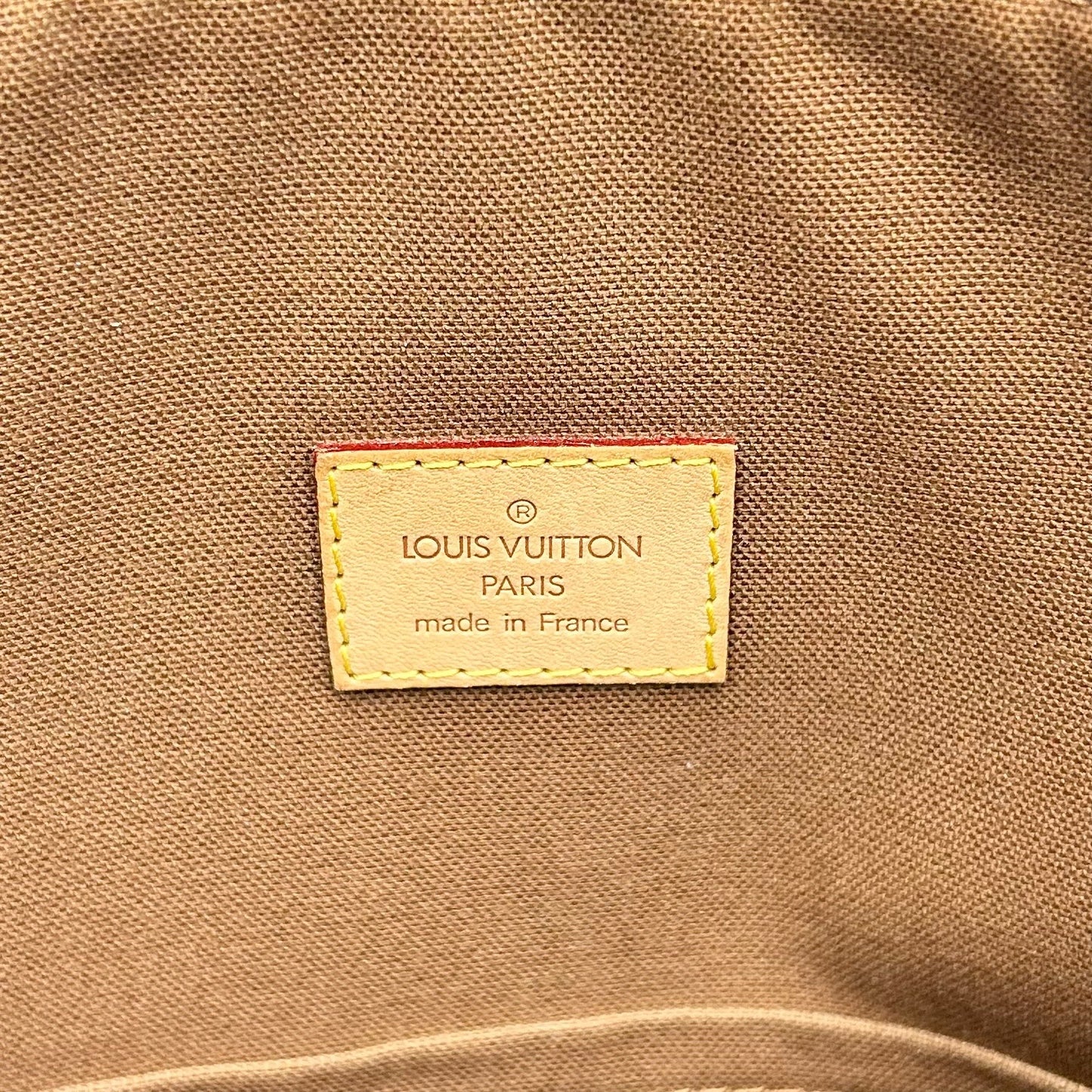 Handbag Luxury Designer By Louis Vuitton, Size: Medium