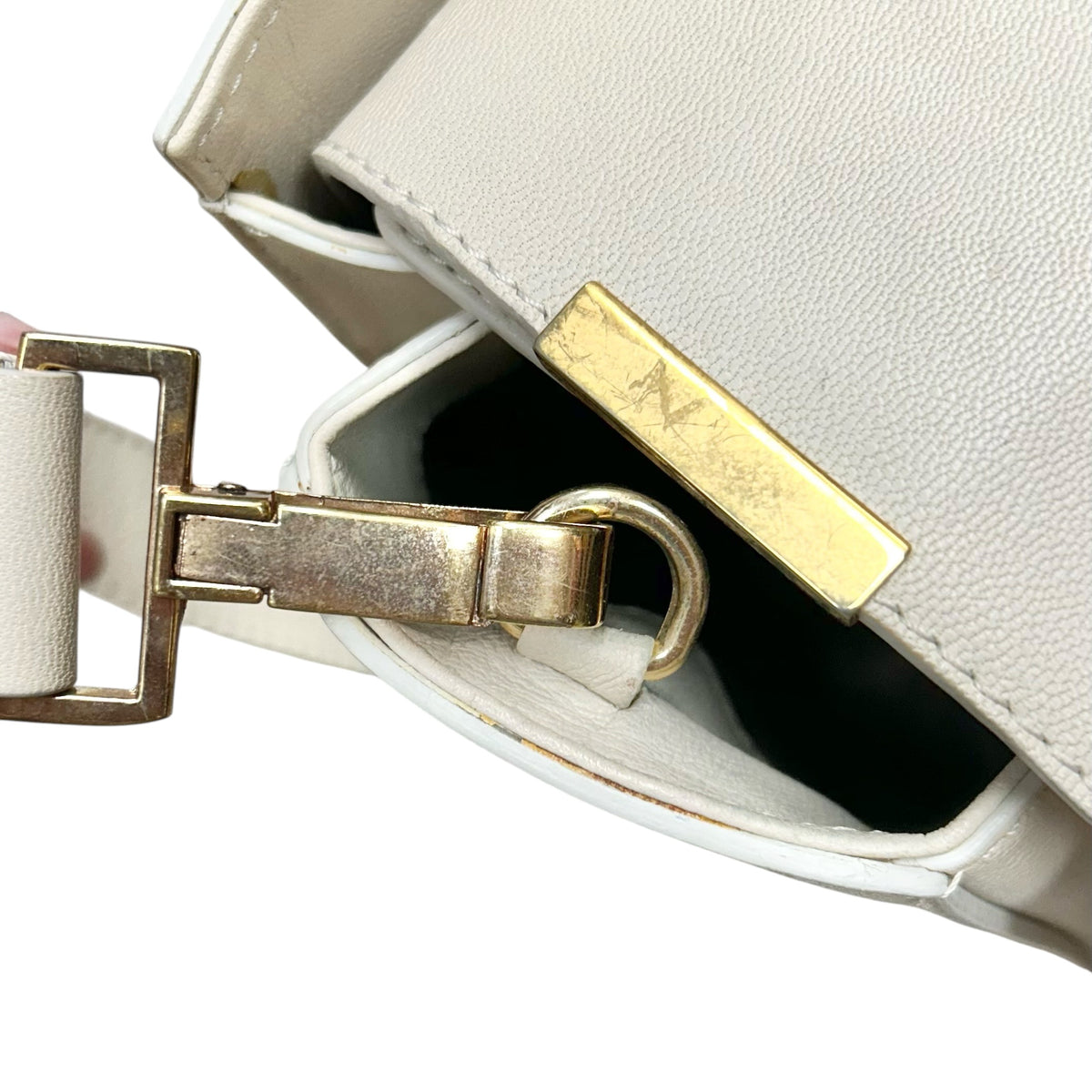Crossbody Designer By Stuart Weitzman, Size: Medium