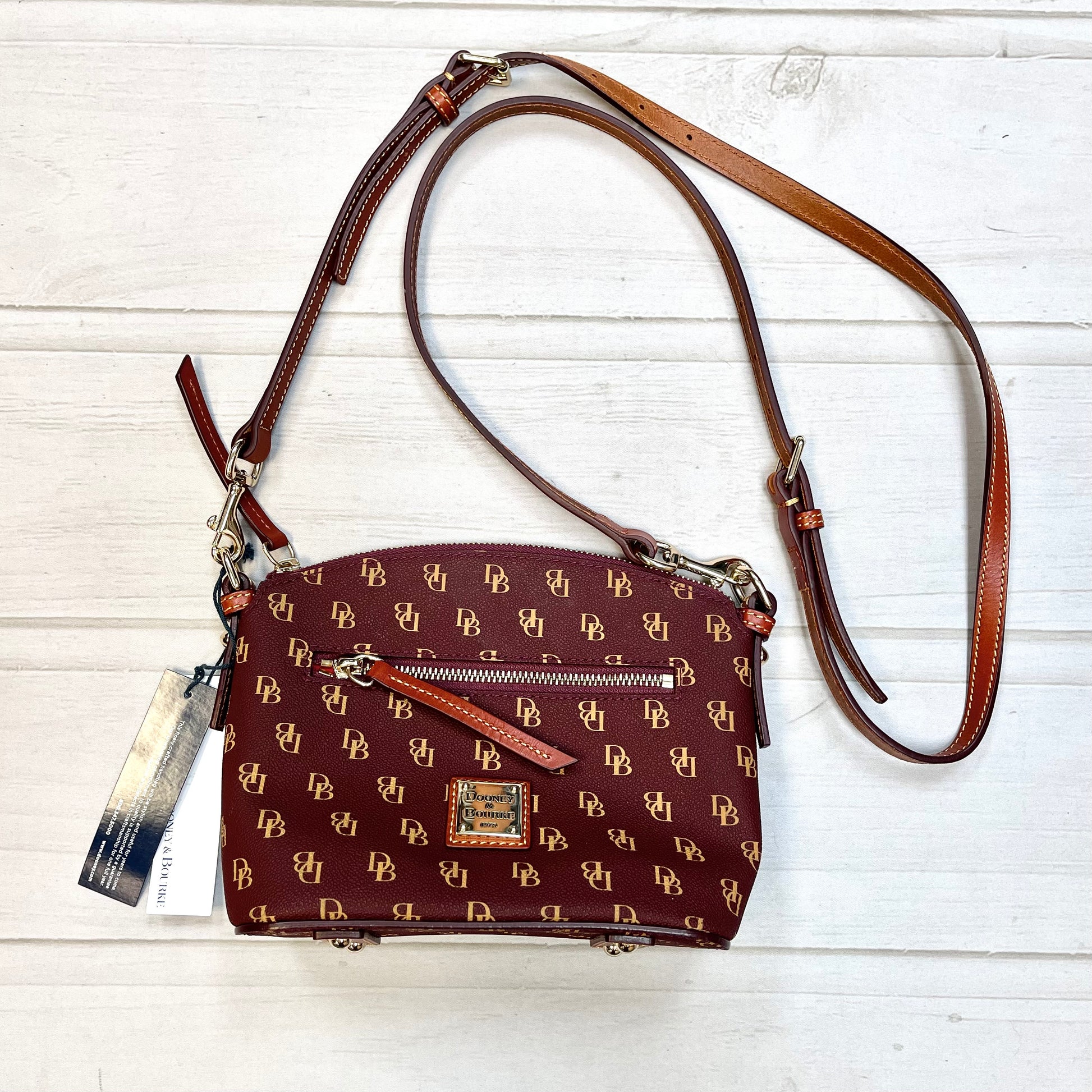 Crossbody Designer By Dooney And Bourke Size: Small