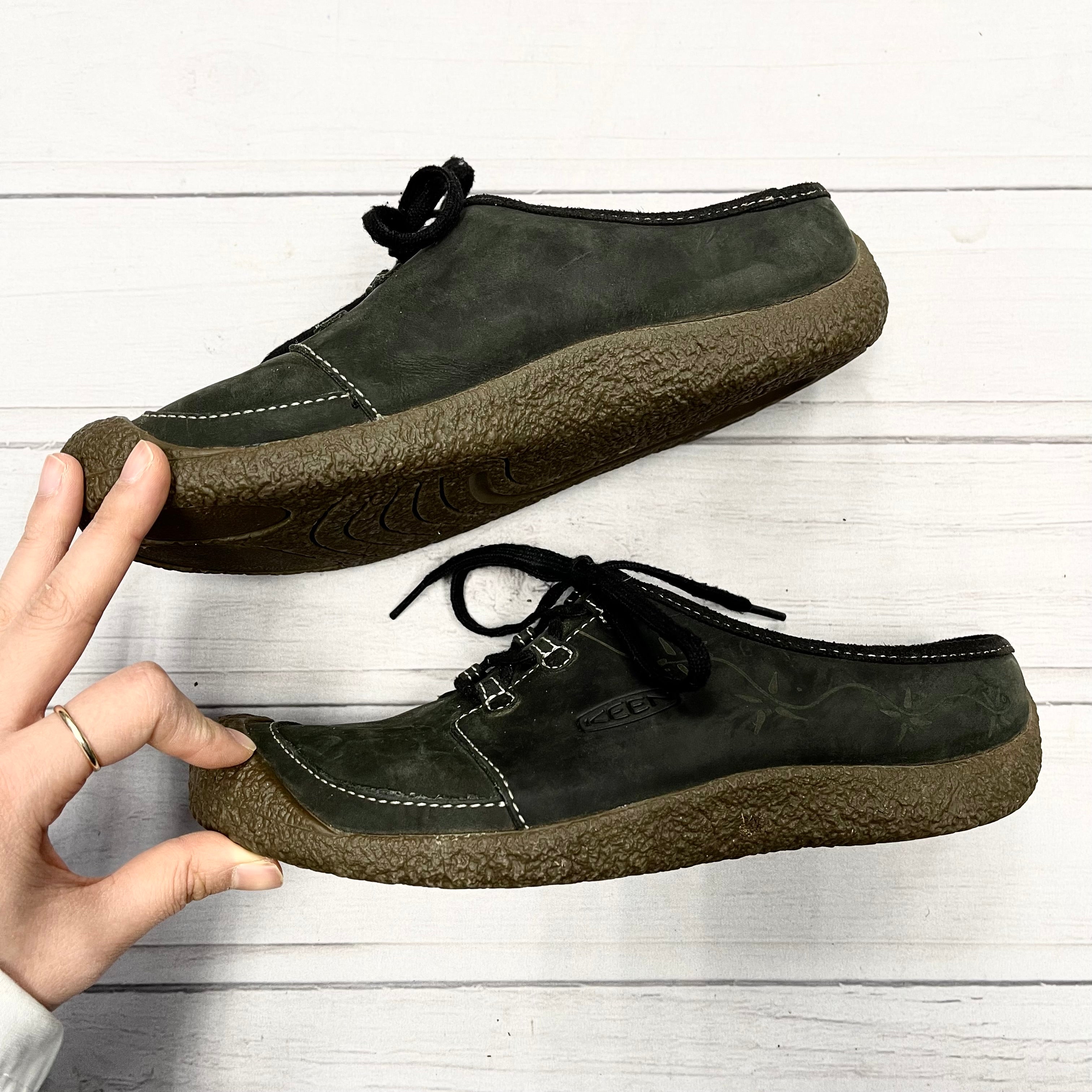 Keen on sale mule shoes