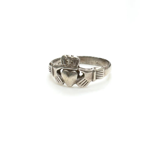 Ring Sterling Silver  Size: 7.5