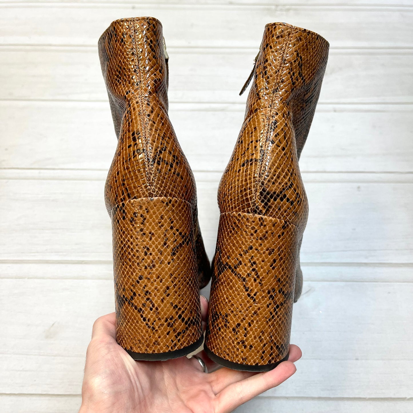 Boots Designer By Emporio Armani  Size: 9
