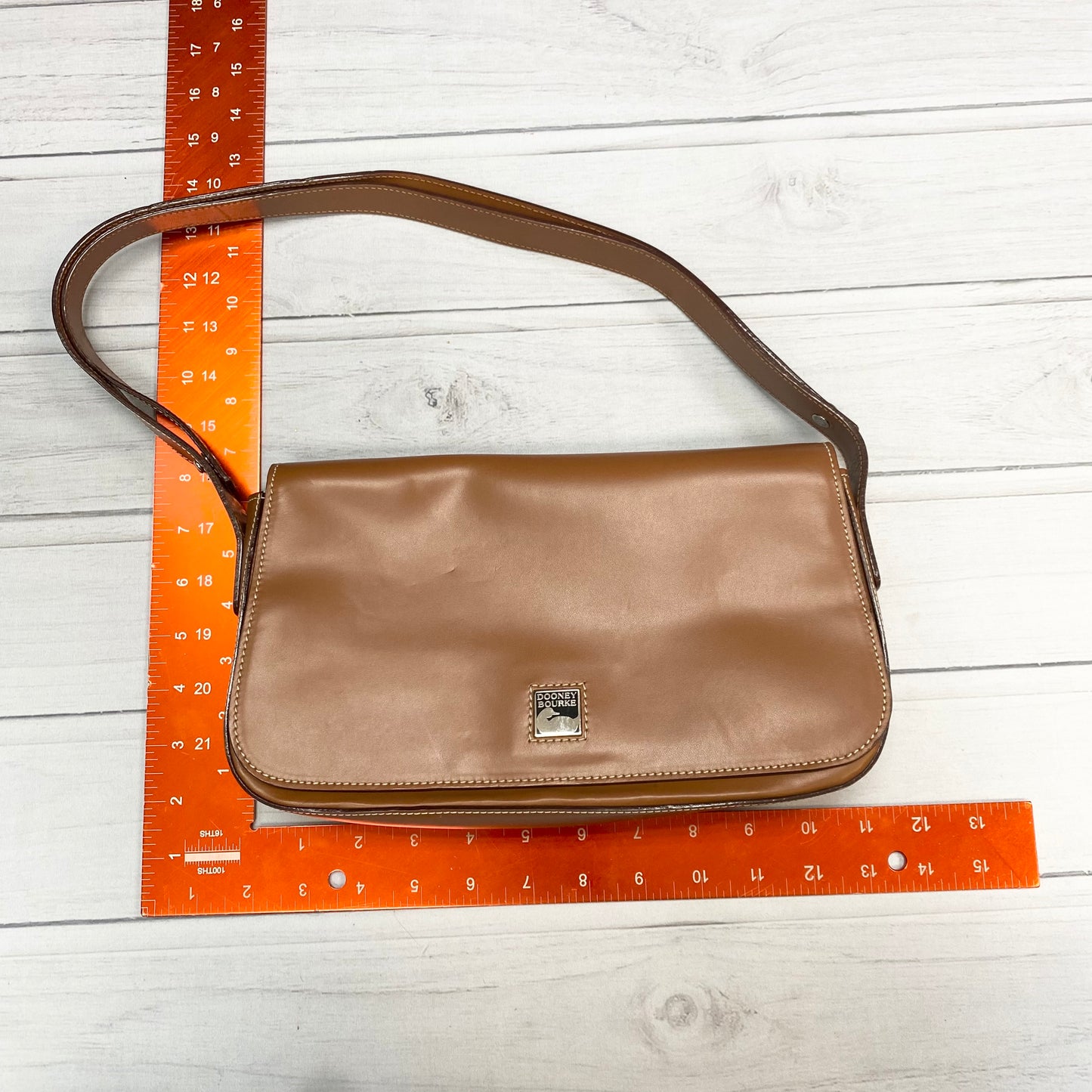 Crossbody Designer By Dooney And Bourke Size: Small – Clothes Mentor West  Chester PA #178